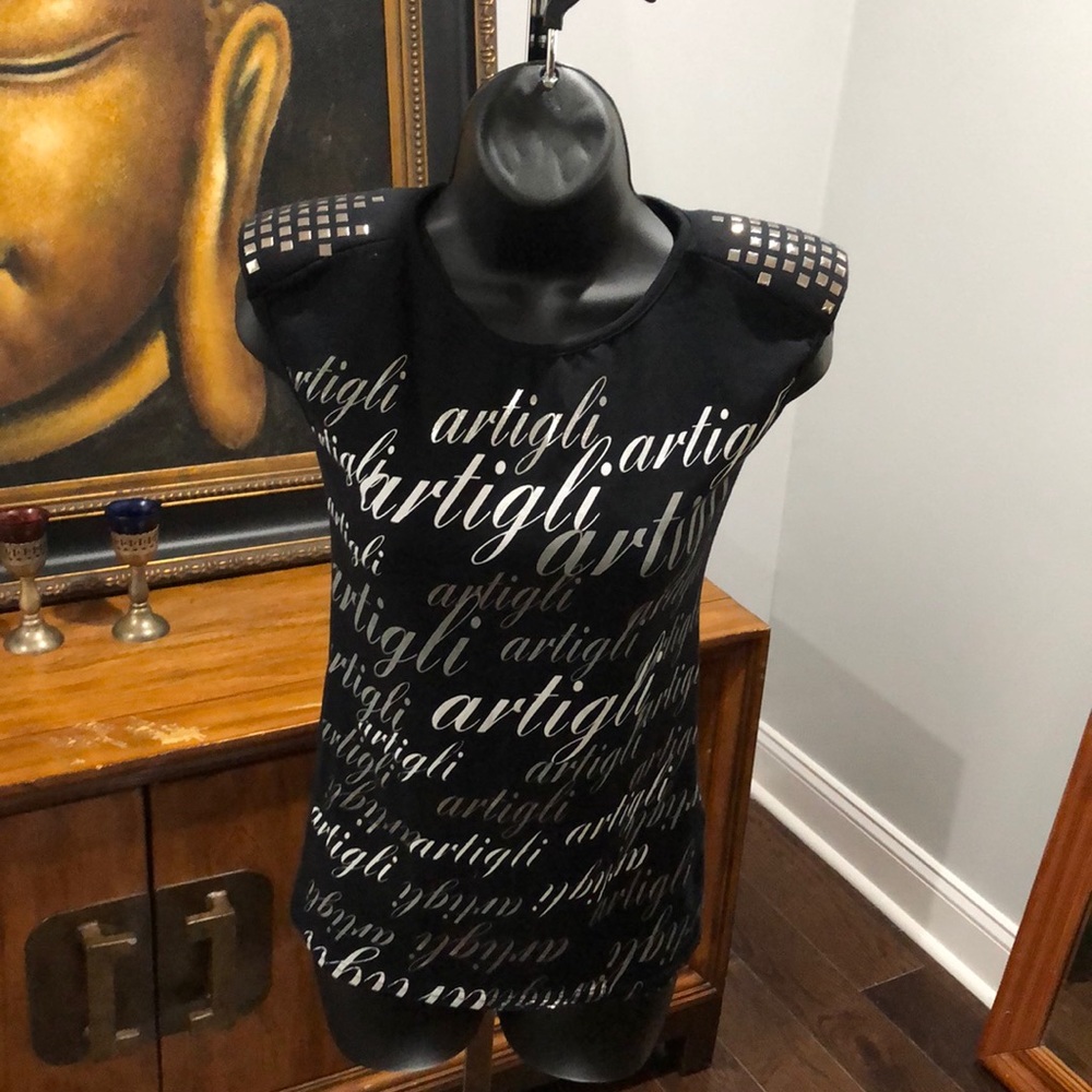 ARTIGLI SHOULDER STUDDED TOP